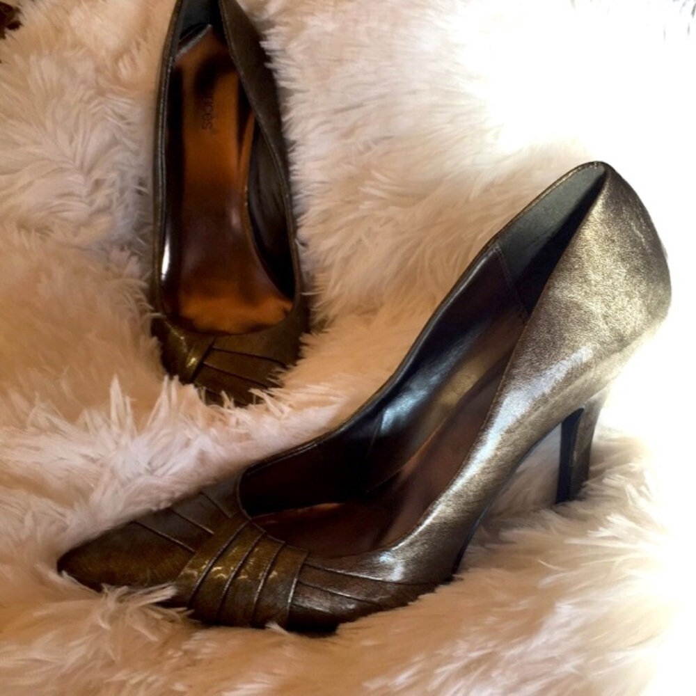 Bronze Pointed Toe Pumps